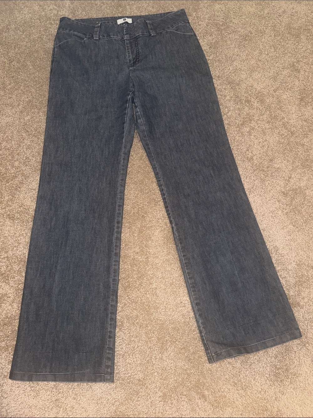 GAP Women's Flared Wide Leg Jeans Blue Wash - size 12. B8